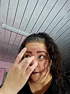 Miss Adriana01 online show from 02.04.26