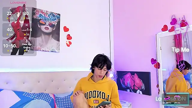 Snapshot of Thedoll_ethan7 chatting on 09.27.25 Thedoll ethan7 online show from 09.27.25