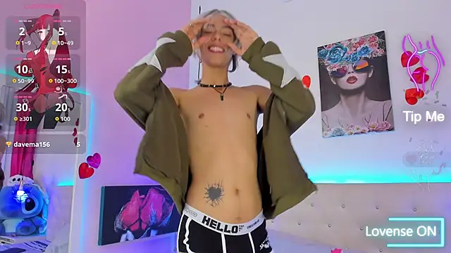 Snapshot of Thedoll_ethan7 chatting on 10.11.25 Thedoll ethan7 online show from 10.11.25