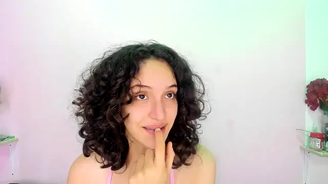 TeensNews18 online show from 09.30.25