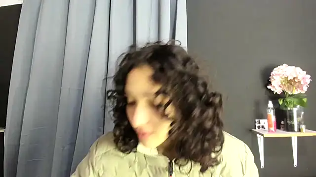 TeensNews18 online show from 11.11.25