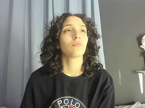 TeensNews18 online show from 11.27.25