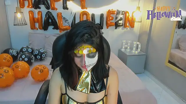 Julieth brown  online show from 10.31.25