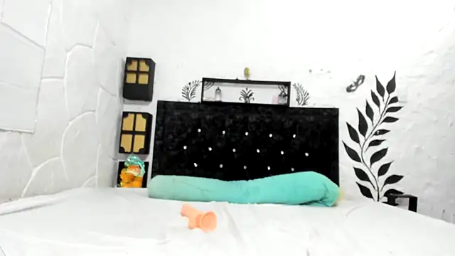 Margaritarubio online show from 09.28.25