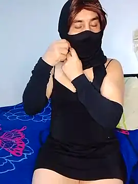 Banouti 23 online show from 10.22.25