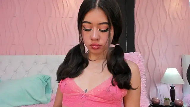 Dulceemia  online show from 09.10.25