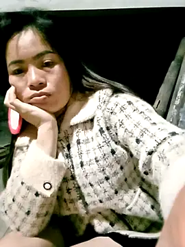 Maymay0033 online show from 11.15.25