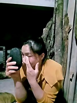 Maymay0033 online show from 11.25.25