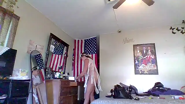 Bored Grandma online show from 10.03.25