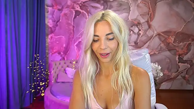 BellaRayyy online show from 09.21.25