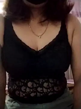 Candy-bae online show from 10.10.25