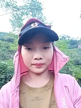 Ananine online show from 11.24.25