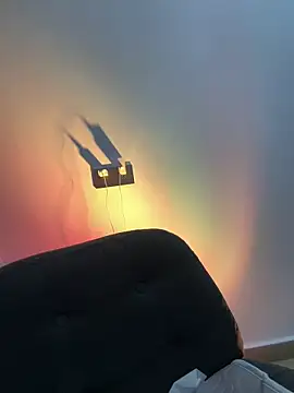 A girla online show from 04.25.26