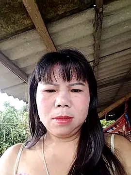 lusy-00 online show from 10.15.25