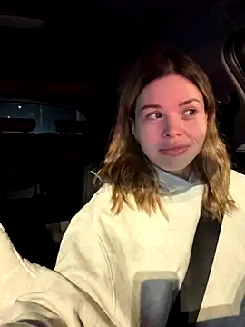 Snapshot of SMELLSEX chatting on 10.13.25 SMELLSEX online show from 10.13.25