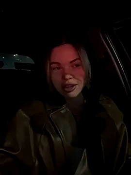 Snapshot of SMELLSEX chatting on 10.17.25 SMELLSEX online show from 10.17.25