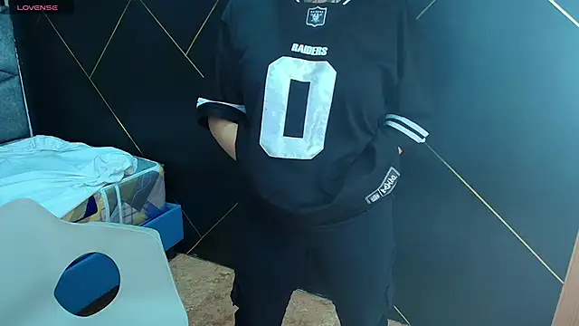 LiaMonroee  online show from 11.11.25