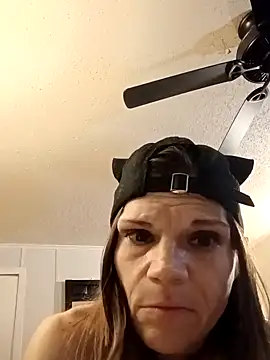 THATgirlUwont4get online show from 09.09.25