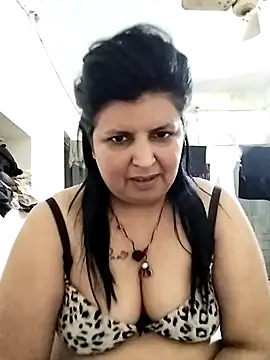 Snapshot of Jann_Riya333 chatting on 02.04.26 Jann Riya333 online show from 02.04.26