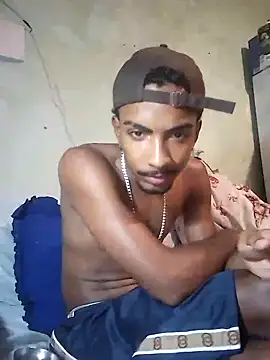 Snapshot of Ostall chatting on 10.05.25 Ostall online show from 10.05.25