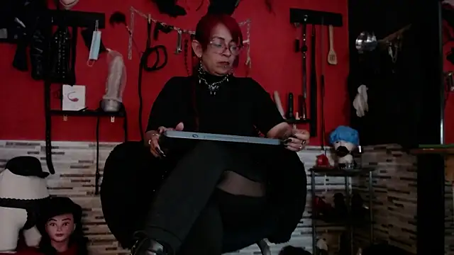 Miss Mirandaa online show from 12.16.25