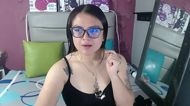 Cailing Zu online show from 09.14.25