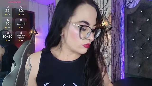 Zami Escobar of online show from 10.07.25