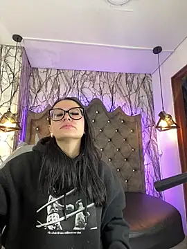 Zami Escobar of online show from 12.17.25