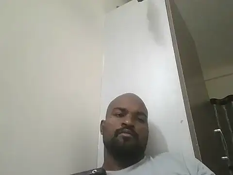 Snapshot of king_godgm chatting on 10.31.25 king godgm online show from 10.31.25