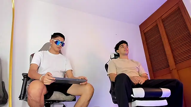 sotooliver3 online show from 11.14.25