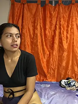 Nezuko-uWux online show from 10.25.25