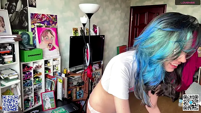 Snapshot of darling_darinka chatting on 06.13.26 darling darinka online show from 06.13.26