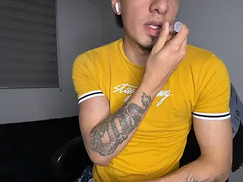 Juliopaspi online show from 04.16.26