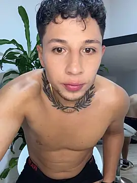 Snapshot of christhoper_cock chatting on 02.17.26 christhoper cock online show from 02.17.26
