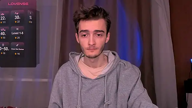 Snapshot of spider____man chatting on 10.21.25 spider    man online show from 10.21.25