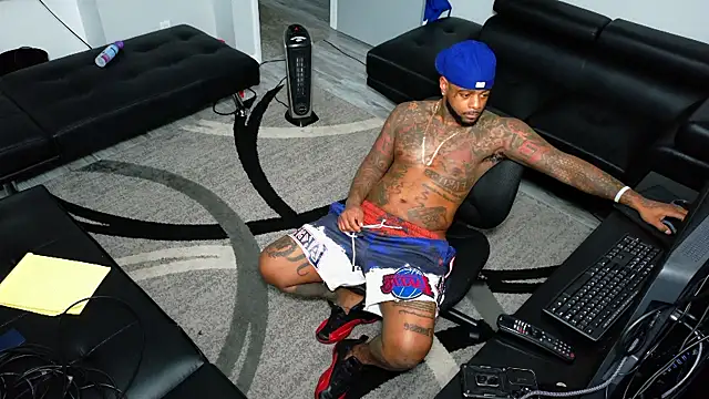 SLANGONDEMHOES online show from 01.11.26