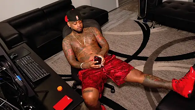 SLANGONDEMHOES online show from 02.23.26