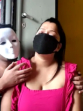 Snapshot of Hottie_couple69 chatting on 09.16.25 Hottie couple69 online show from 09.16.25