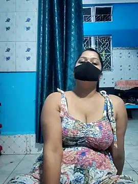 Snapshot of Hottie_couple69 chatting on 10.08.25 Hottie couple69 online show from 10.08.25