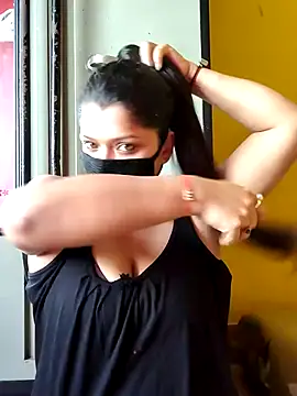 Snapshot of Hottie_couple69 chatting on 10.11.25 Hottie couple69 online show from 10.11.25