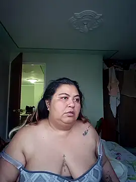 curvy diva  online show from 11.24.25