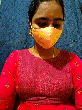 mini-queen online show from 10.04.25