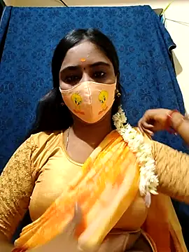 mini-queen online show from 11.14.25