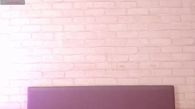 Ericha Stone online show from 10.12.25