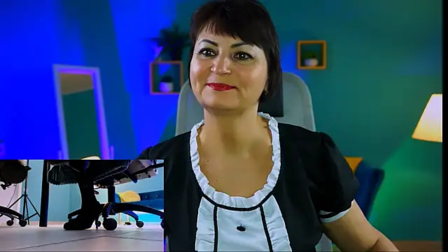 HelenBeler online show from 11.30.25