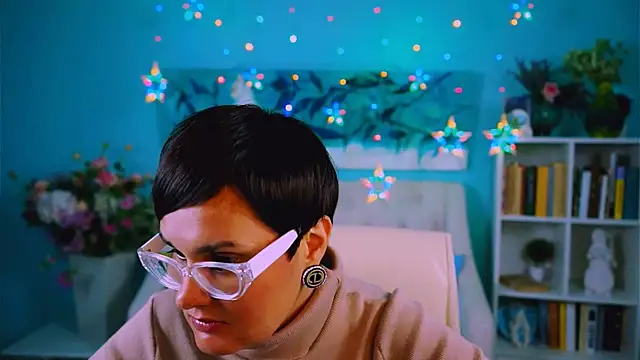 LauraDavidsons online show from 09.29.25