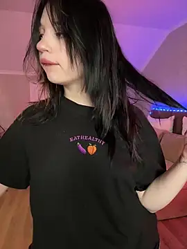 YourLittleDevil online show from 03.06.26