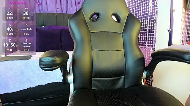 Moon Play online show from 09.14.25