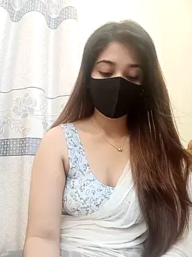 midnightmuse-03 online show from 10.26.25