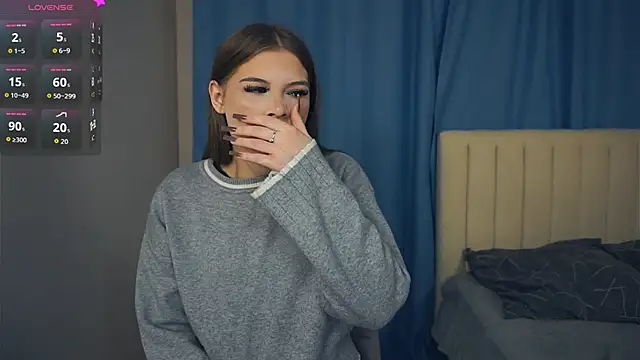 LilyHeupel online show from 10.24.25